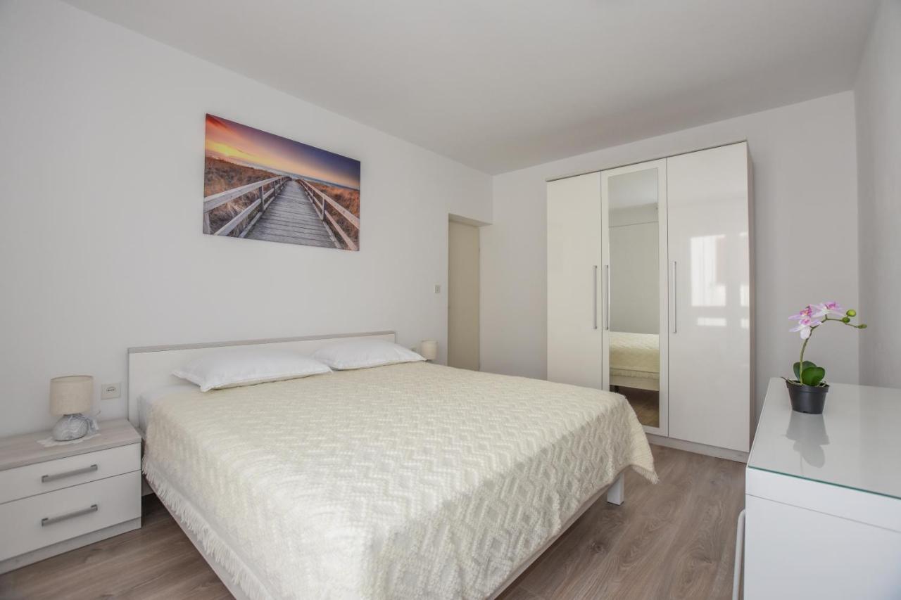 Apartmani Andreja Pag Town Exteriér fotografie